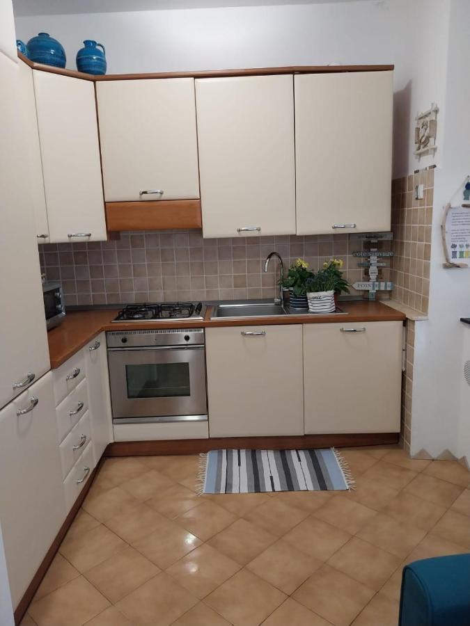 La Casa Di Via Musso Apartment นอลี ภายนอก รูปภาพ